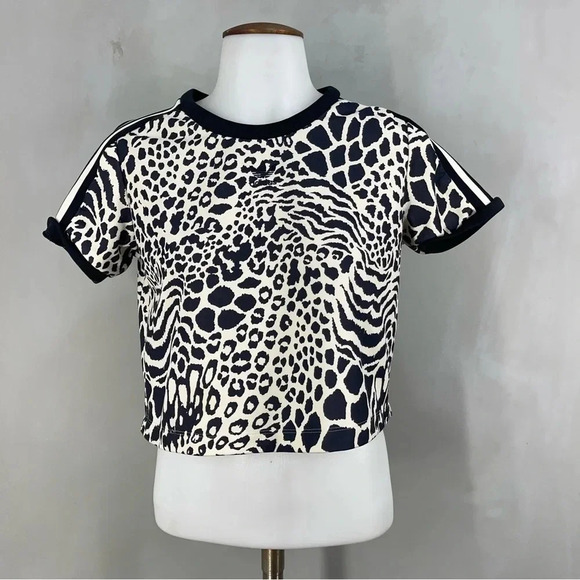Adidas Women Crop Top Size XS Animal
Print 3 Stripes Short Sleeve Crew Neck - Picture 8 of 9